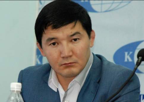 Кыргызского депутата могут лишить мандата, если подтвердится наличие у него гражданства Казахстана